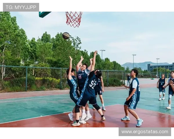 半岛体育全站助力体育迷实时掌握各类体育比赛最新动态与精彩瞬间